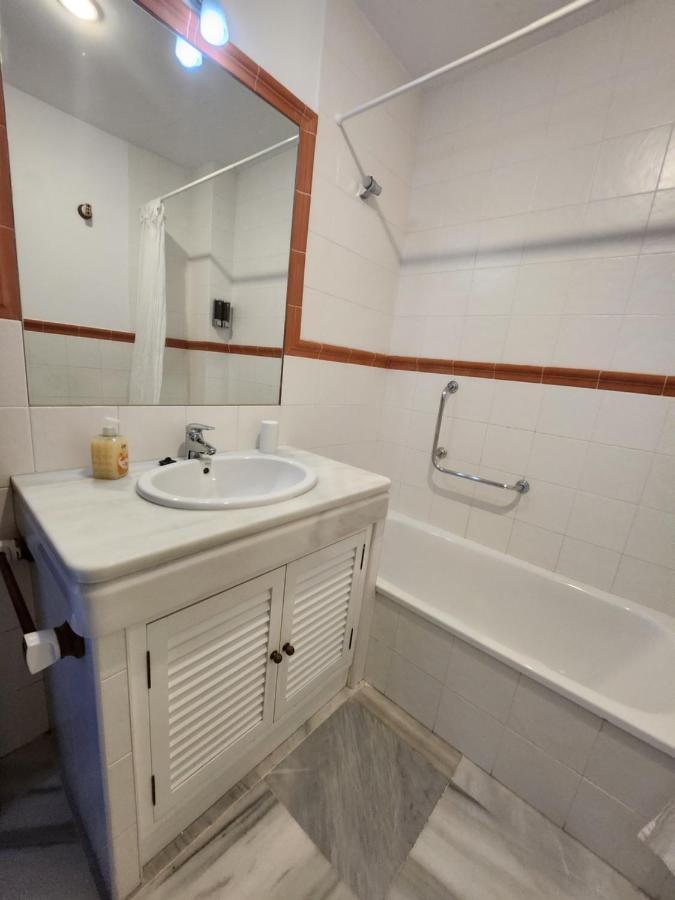 Allo Apartments Puerto Sherry 3 Habitaciones 2 Banos Con Parking El Puerto de Santa Maria Ngoại thất bức ảnh